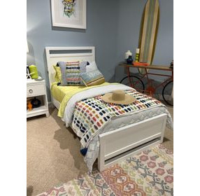 Summerland Pure White Twin Panel Bed