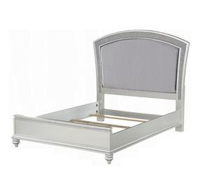 Maverick Gray and Platinum Upholstered Panel Bedroom Set