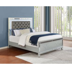 Gunnison Silver Metallic Queen Panel Bed