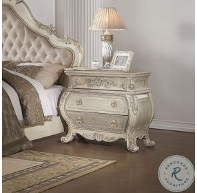 Ragenardus Antique White Nightstand