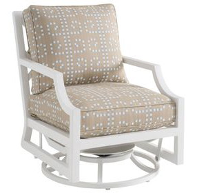 Island Classic Brown and White Upholstered Outdoor Lounge Chair