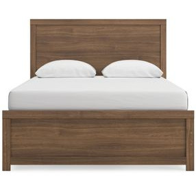 Ryderton Auburn Panel Bedroom Set