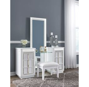 Chalanna White Upholstered Vanity Stool with Storage