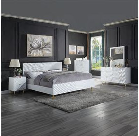 Gaines White King Panel Bed