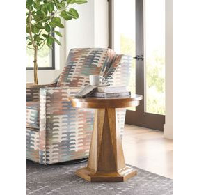 Aspire Array Brown Round Chairside Table