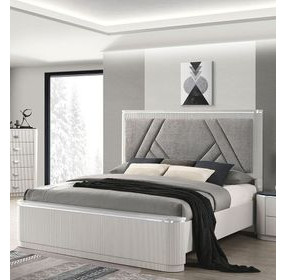 Aldgate Light Gray Panel Bedroom Set