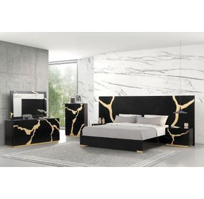 Goldsberg Black and Gold Panel Bedroom Set with Extended Panel