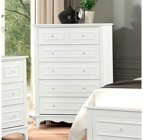Naucalpan White 5 Drawer Chest