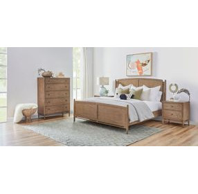 Verona Medium Brown King Panel Bed